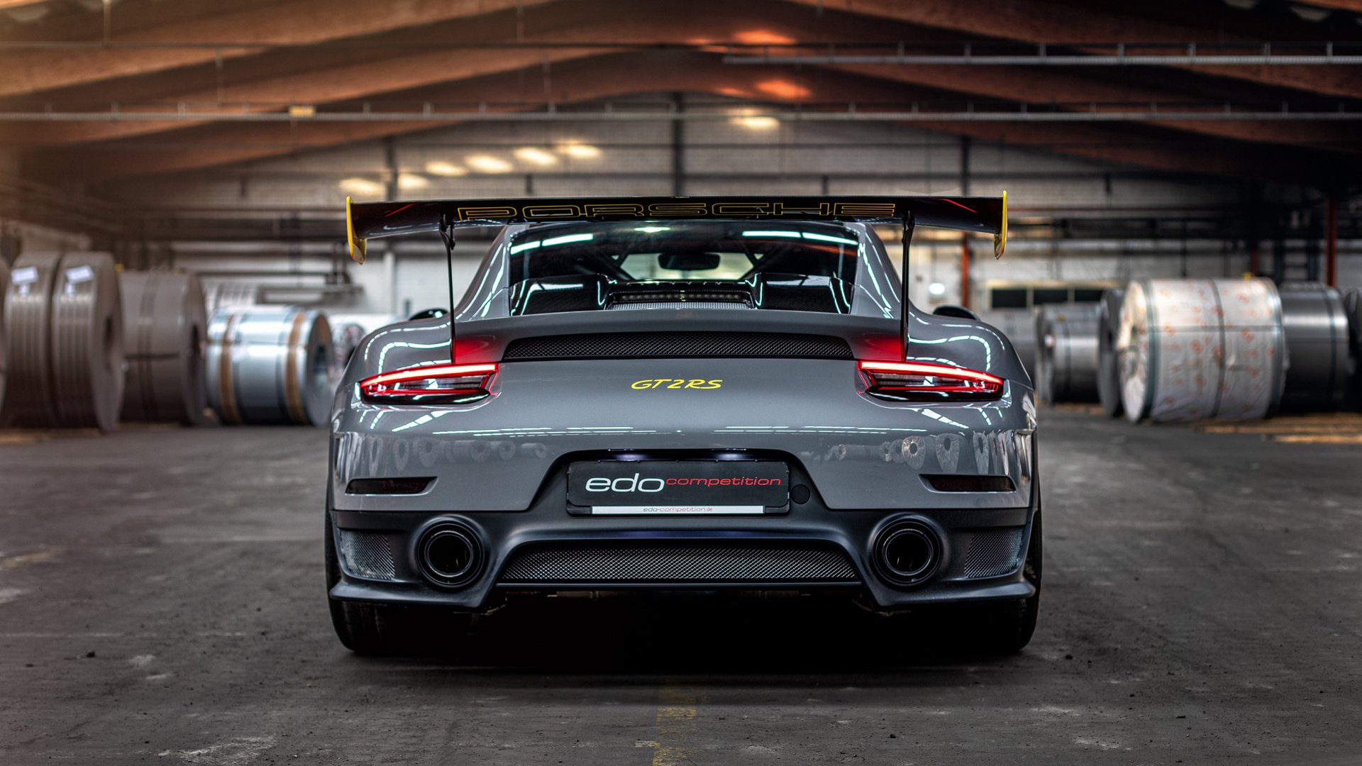 九游官网pc-_冰雪之上：冰雕赛场中的网球盛会_，冰雪大世界冰雕比赛